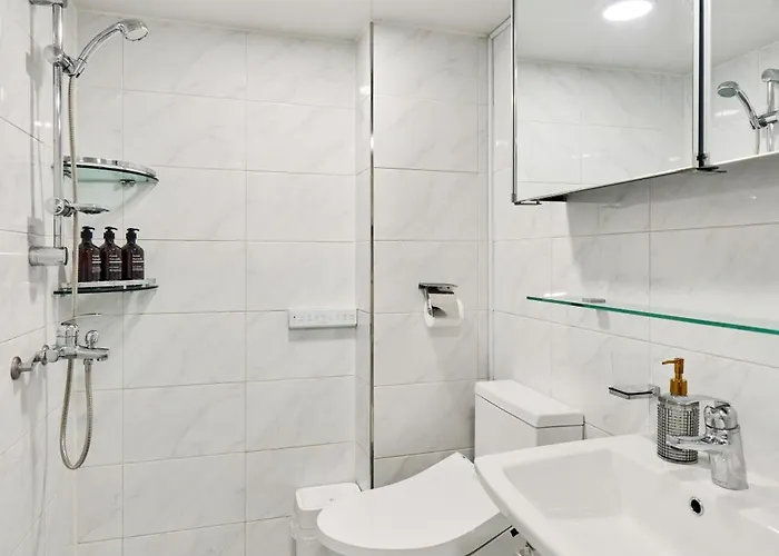 Apartamento Hongdae 5 Min 3br 10guests Free Parking Luggage